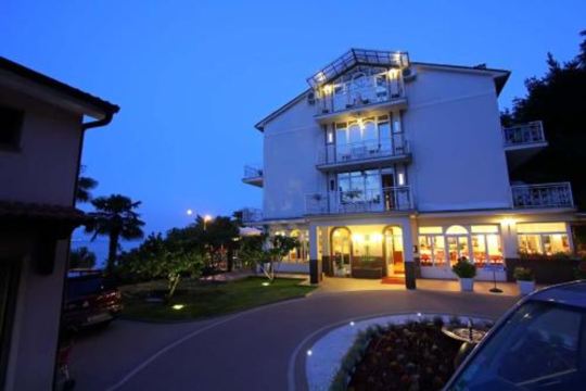 Hotel Stanger-官方