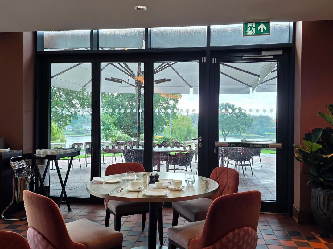 Fairmont Cheshire, The Mere主图
