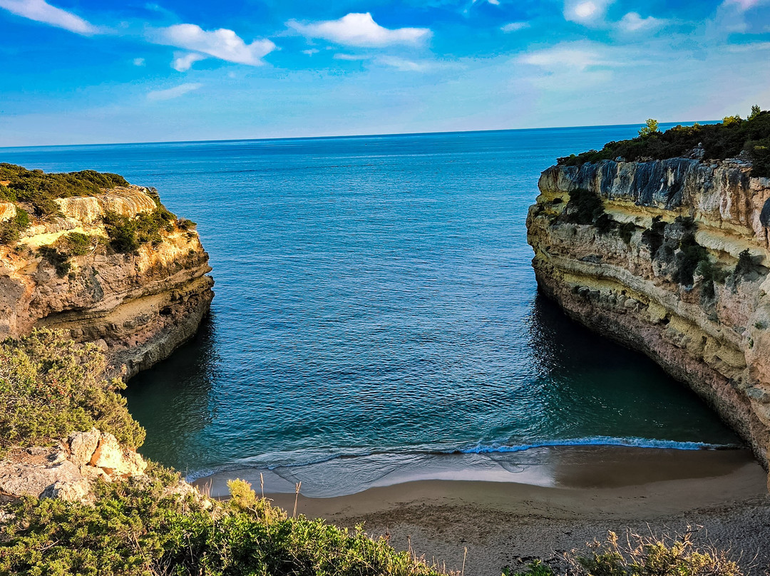Solid Rocks Algarve Horse Trail Adventures-Porches必去景点