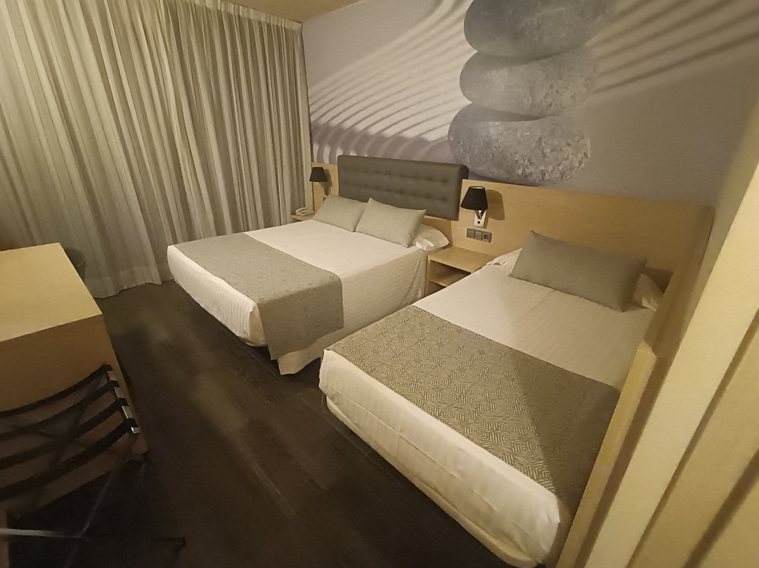 托皮克公园酒店主图