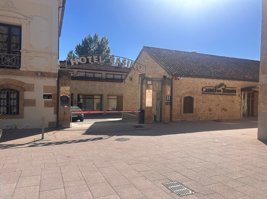 德尔托姆斯 酒店主图