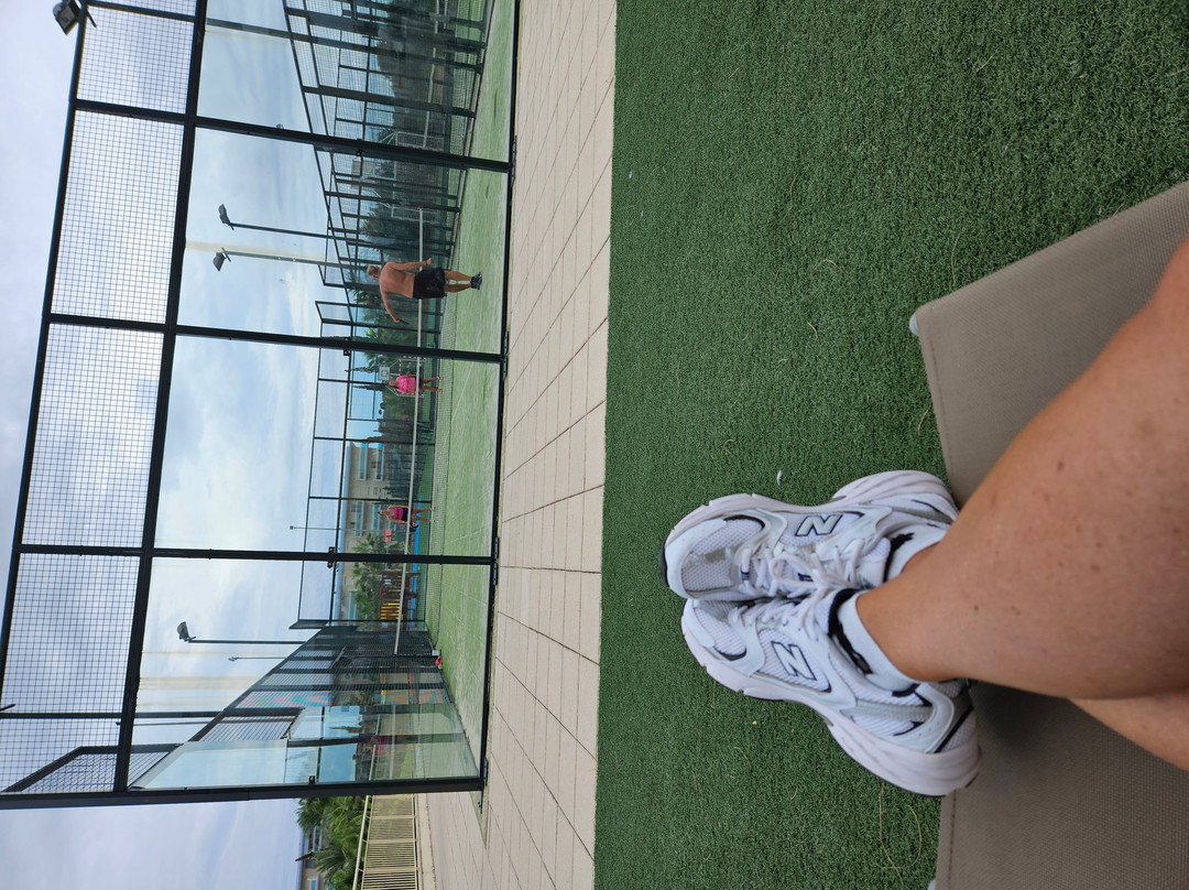 牧场酒店主图