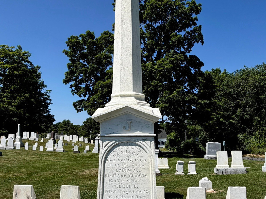 Hillside Cemetery-Damariscotta必去景点