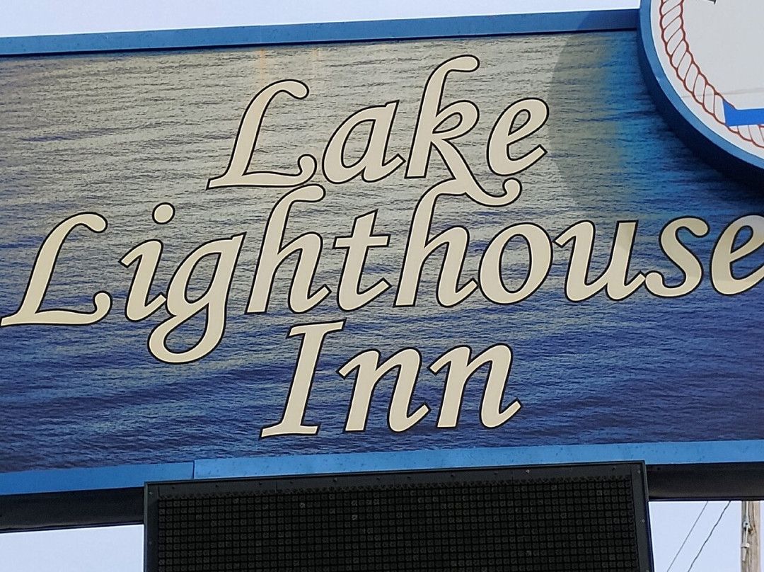 Lake Lighthouse Inn