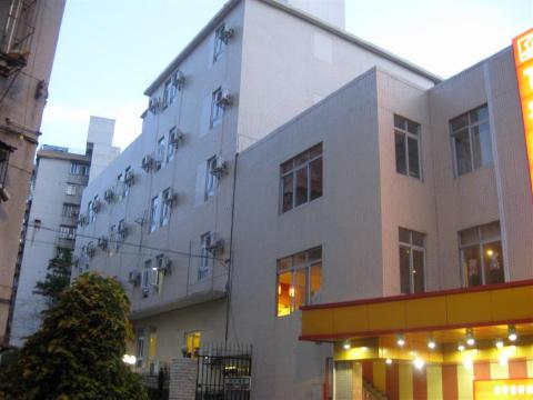 广州百客蛮好酒店时代花园店-客卧