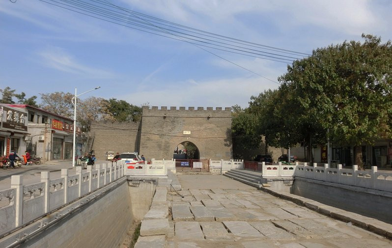 定州市旅游景点-定州南城门