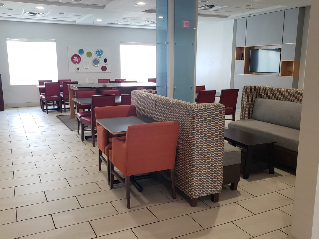 Holiday Inn Express & Suites San Angelo by IHG