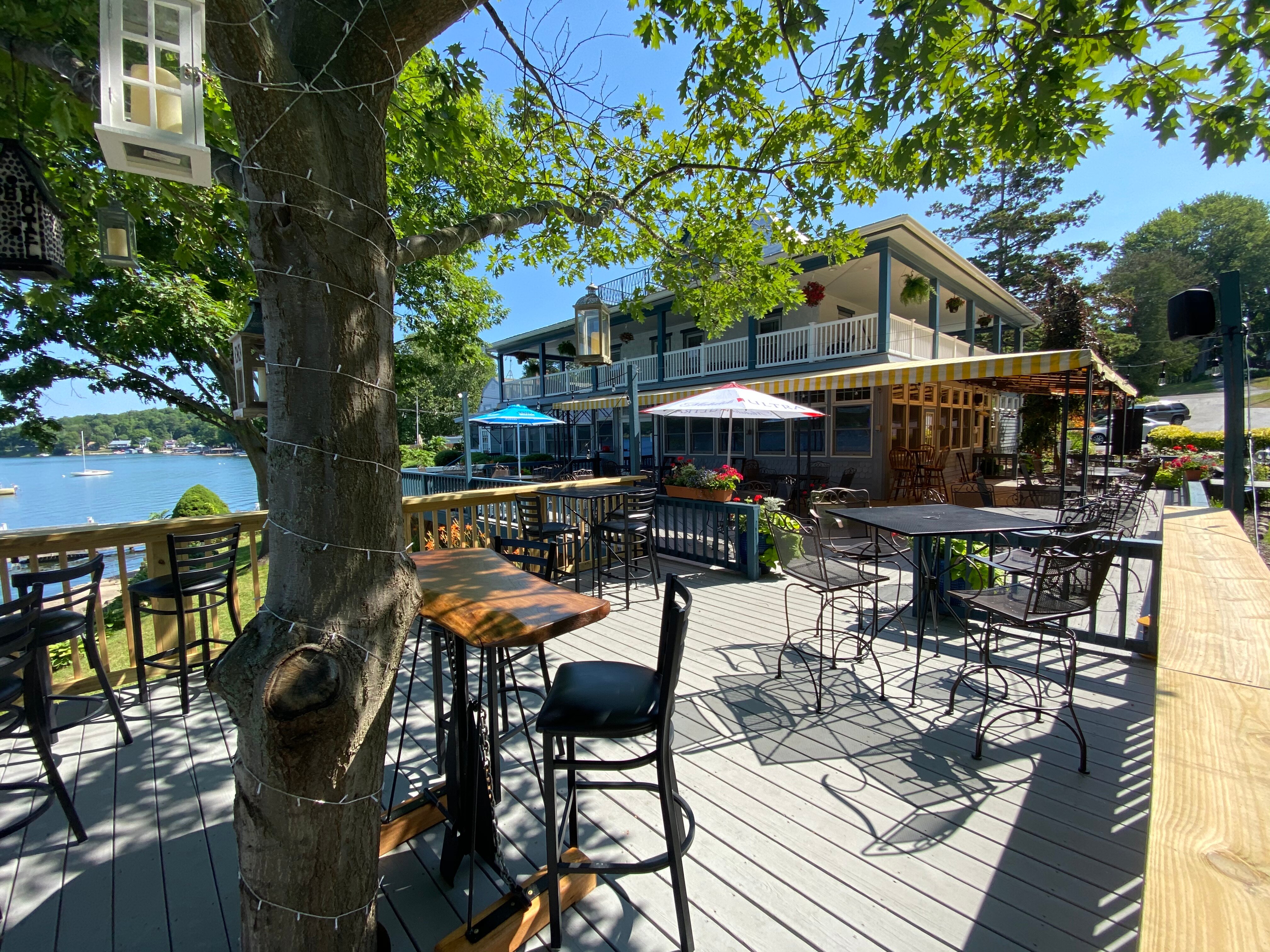 Pleasant Beach Hotel-官方