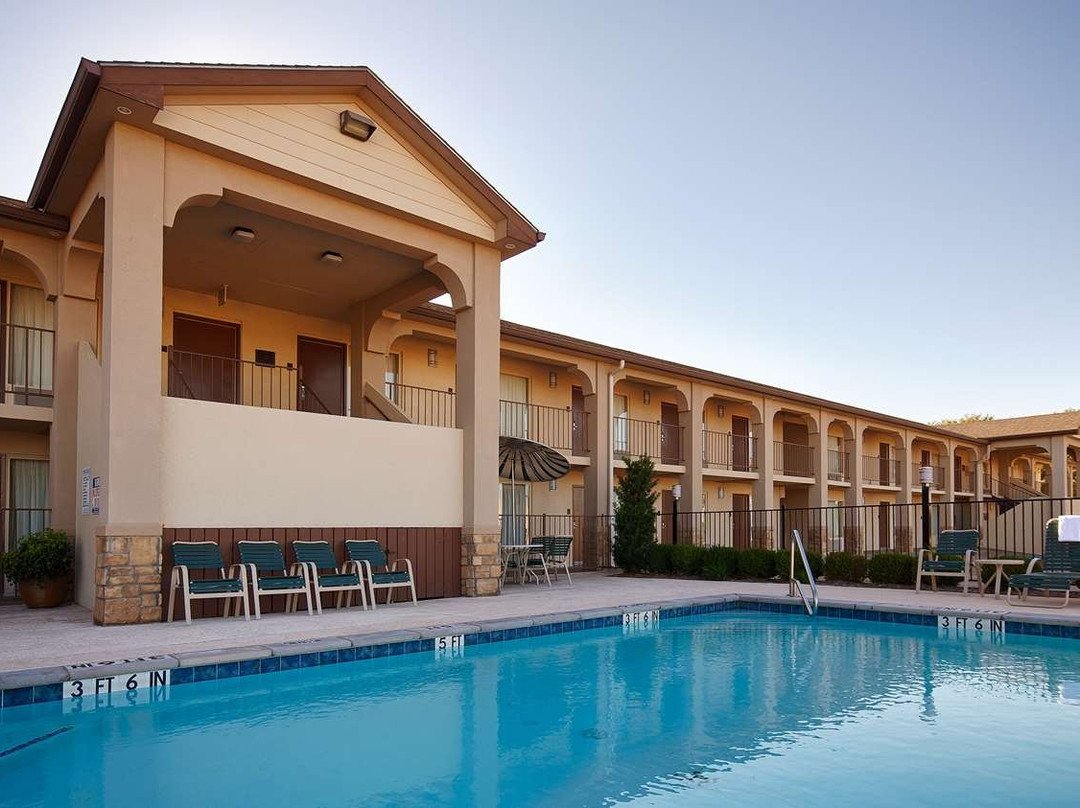 Best Western Canton Inn主图