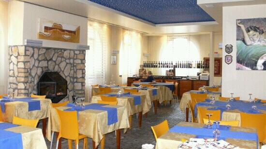 Lavello酒店住宿-Albergo Ristorante La Coccinella