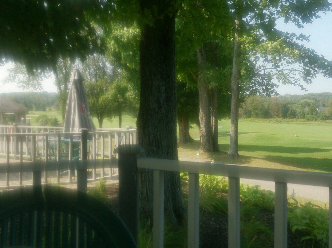 Hawk Ridge Golf & Country Club景点图片