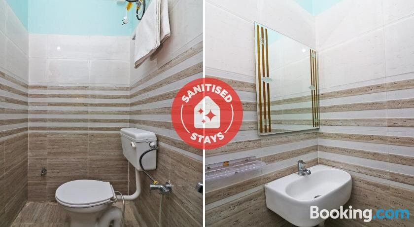 SPOT ON 37040 Hotel Ayushman Palace