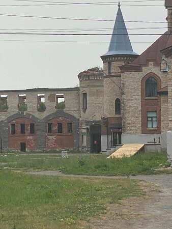 Architectural and park complex of the estate of Vladimir Khrapovitsky in Muromtsevo景点图片