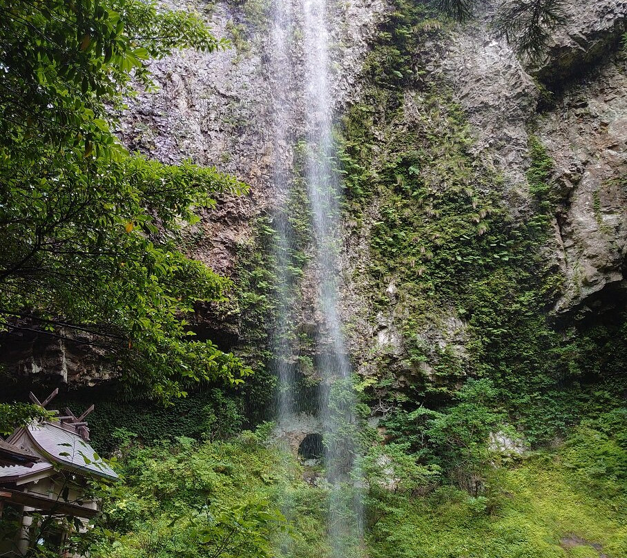 Dangyo Falls-隐岐之岛町必去景点