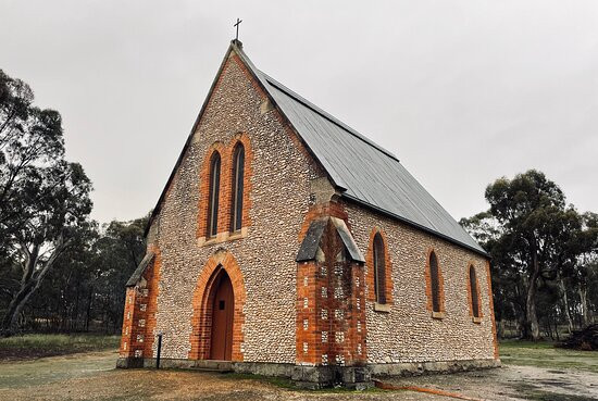 St Peter's Pebble Church景点图片