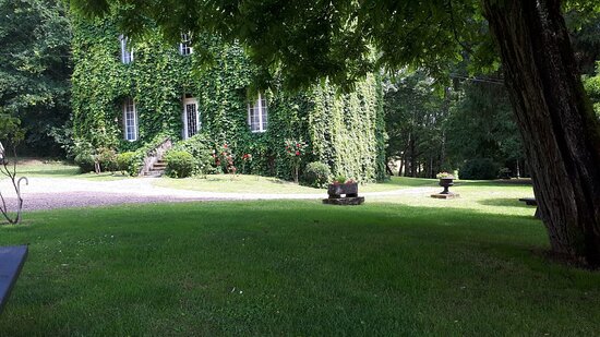Le Chateau de Chaumard-官方