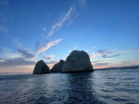 All Ways Cabo Boats-卡波圣卢卡斯必去景点