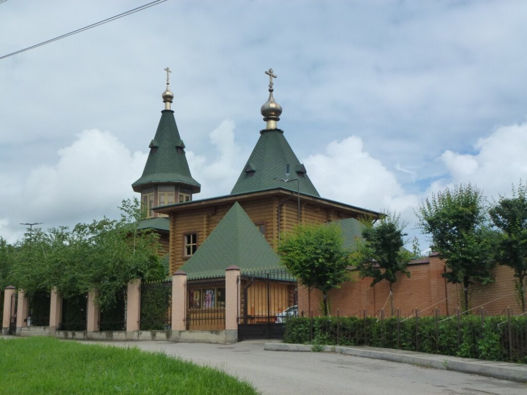 Church of the Three Saints景点图片