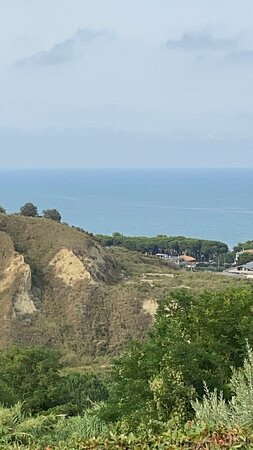 菲瑞提乡村菲瑞提家庭旅馆主图