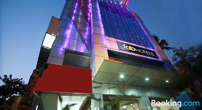 FabHotel Star