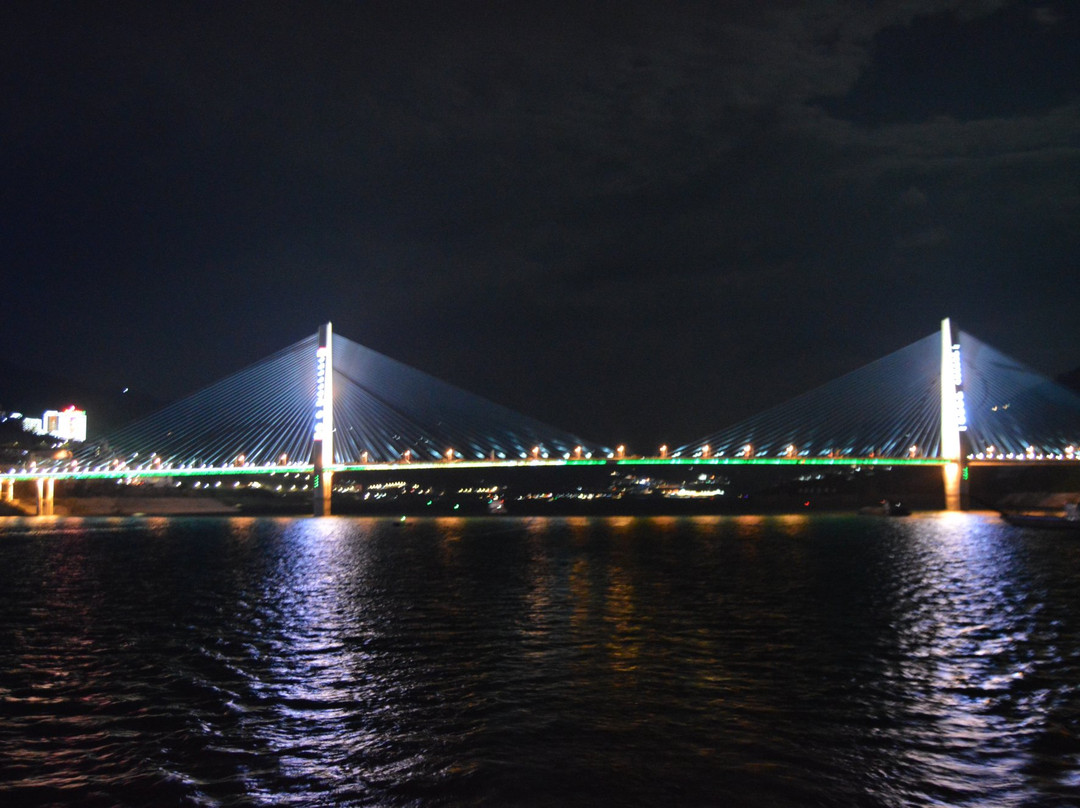 夷陵长江大桥景点图片
