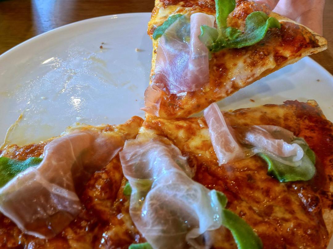 ファットリア こもと