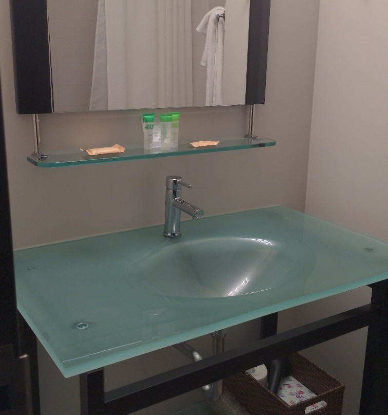 Impéria Hôtel & Suites St-Eustache主图