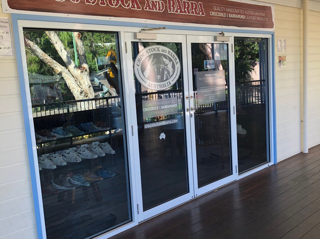 Croc Stock and Barra-Nelly Bay必去景点