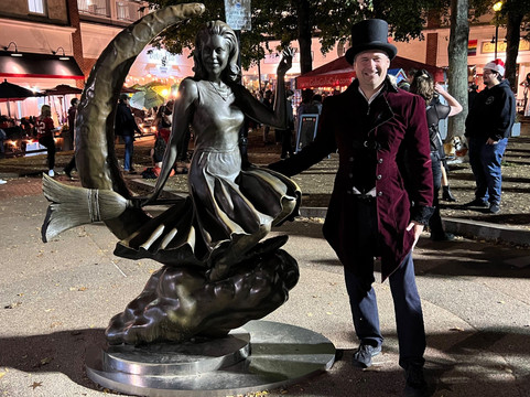 Wicked Awesome Tours-塞勒姆必去景点