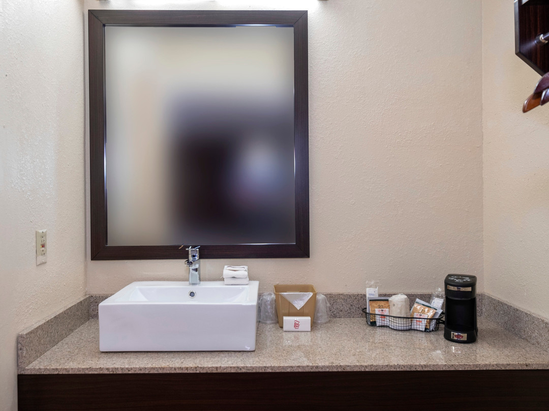 Red Roof Inn Kenly - I-95主图