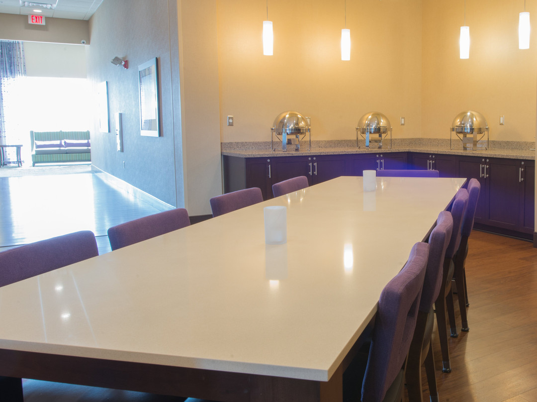 Holiday Inn Bismarck by IHG主图