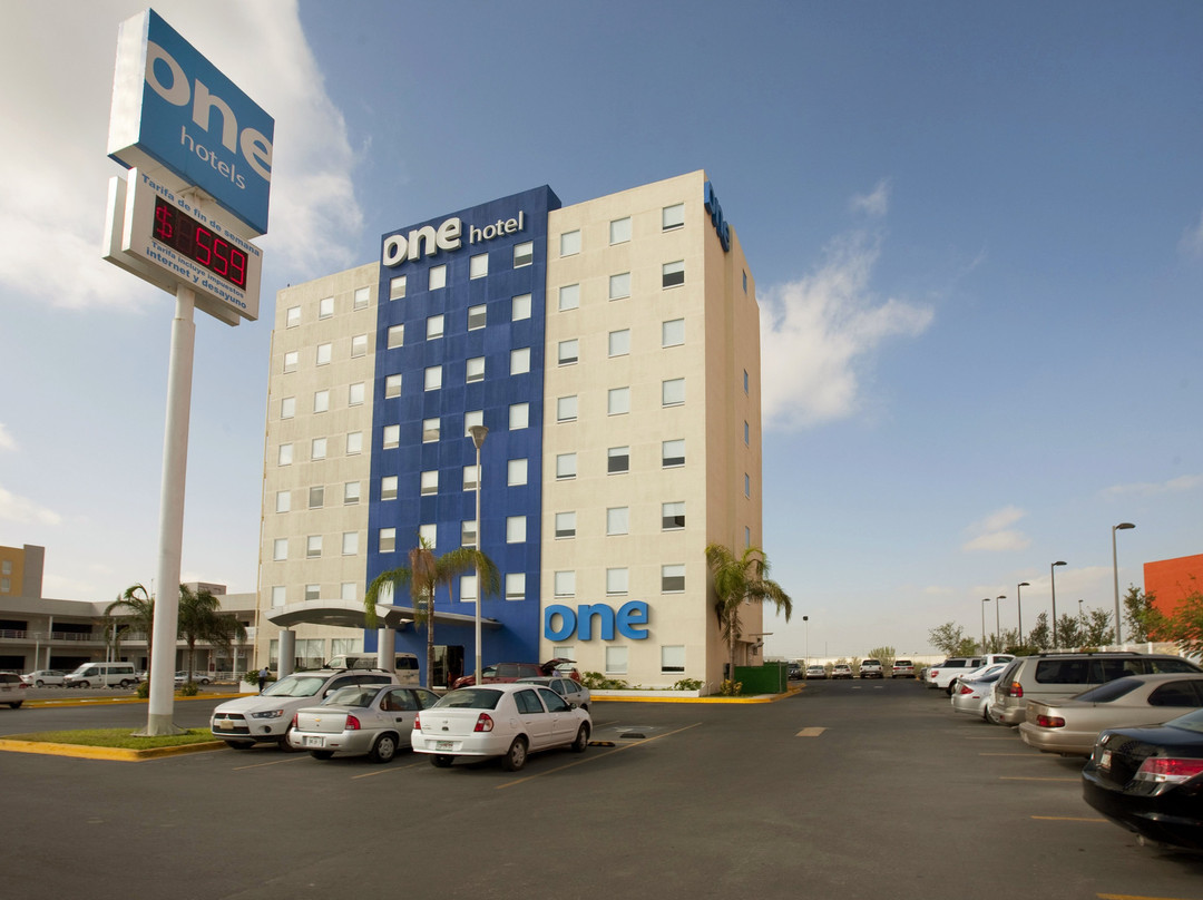 One Monterrey Aeropuerto主图