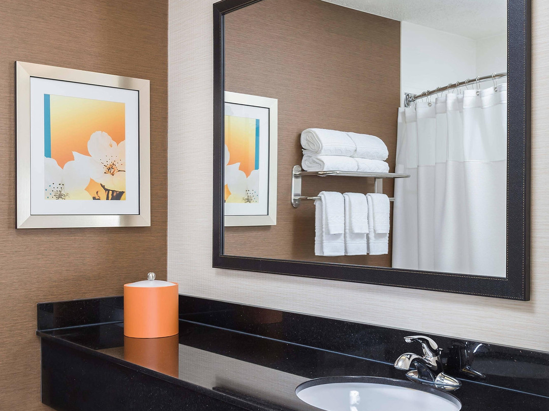 Fairfield by Marriott Inn & Suites Holland主图