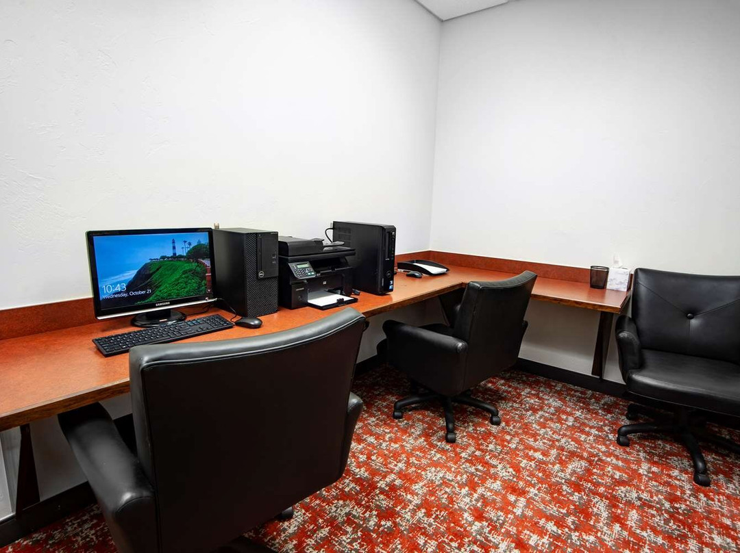 斯马龙贝斯特韦斯特普勒斯套房酒店主图