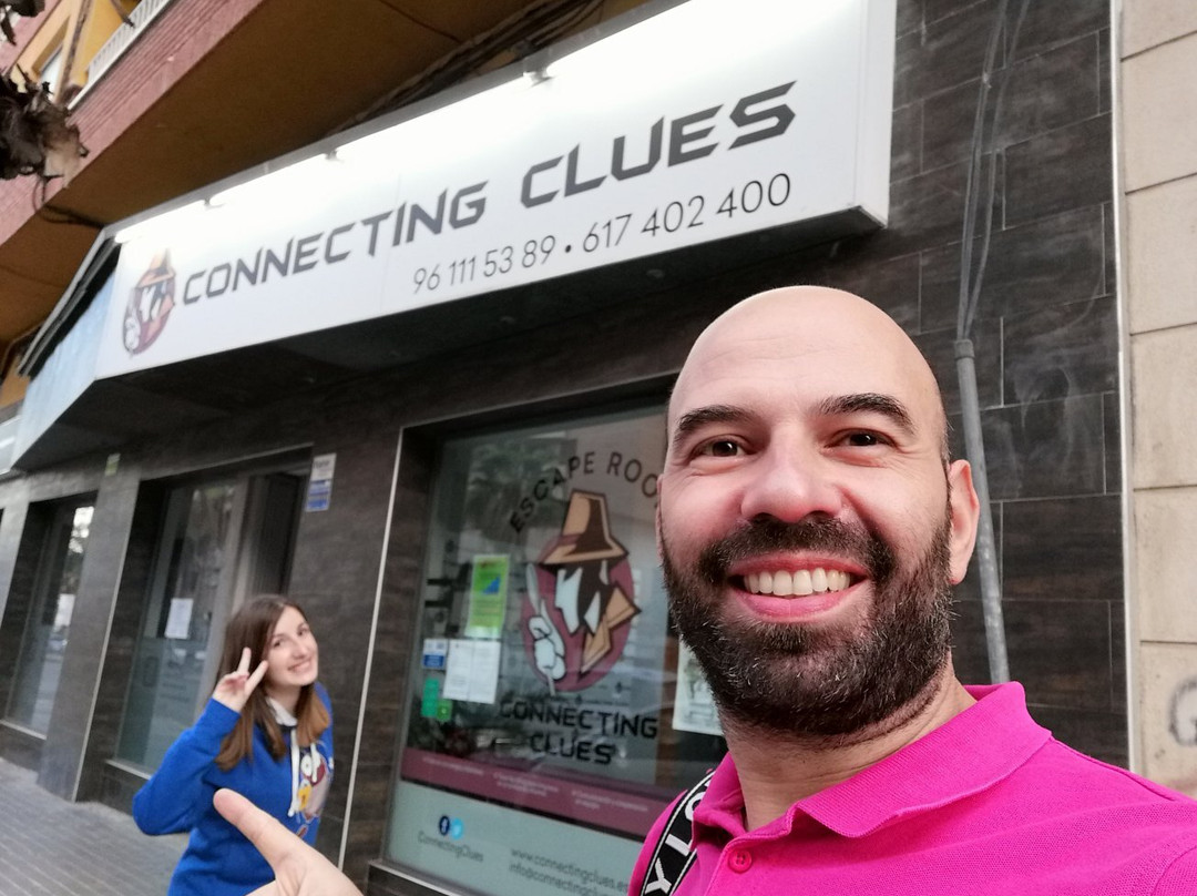 Connecting Clues景点图片