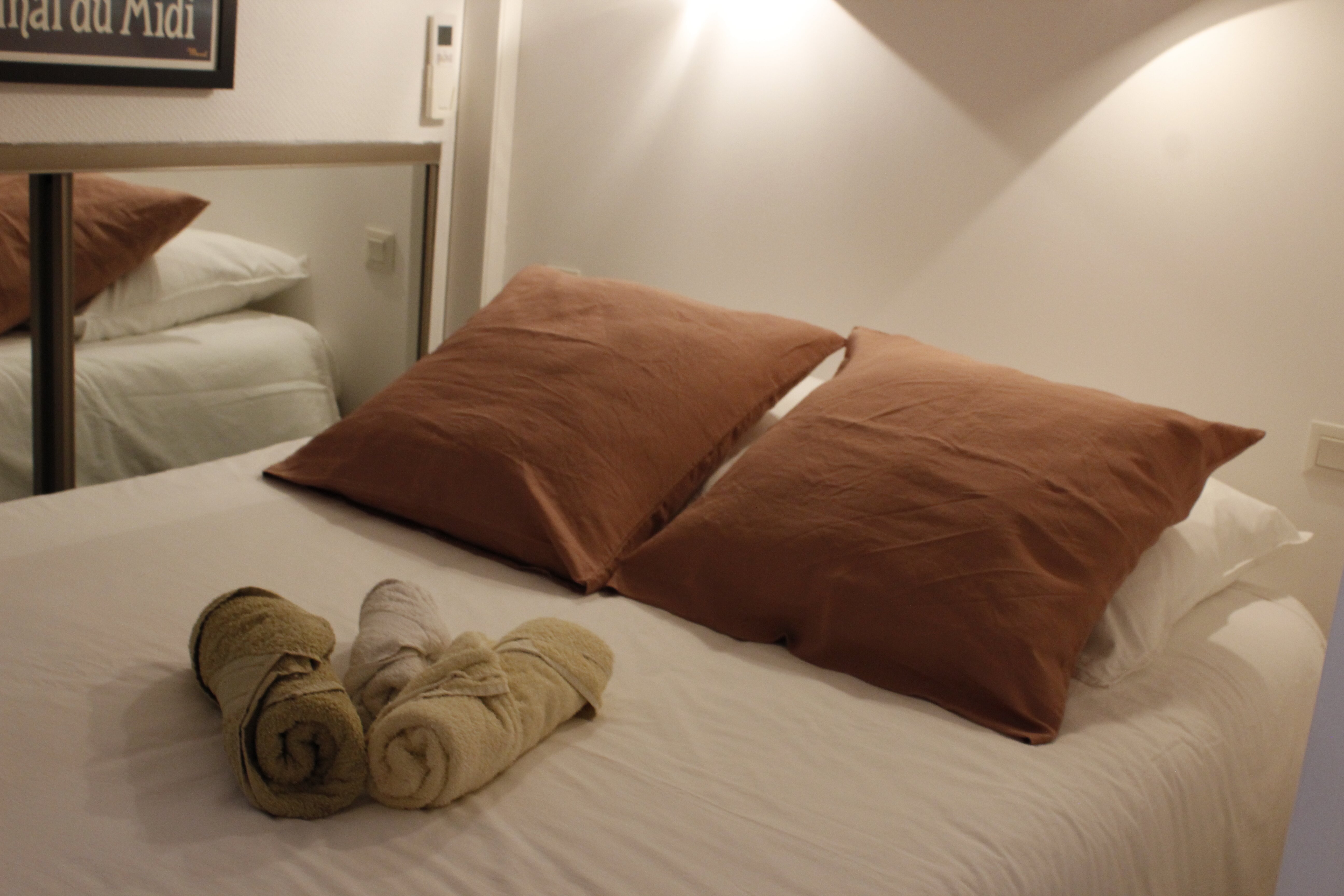 Peniche Black Mountain-官方