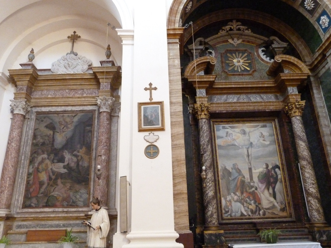 Chiesa di San Francesco-Urbania必去景点