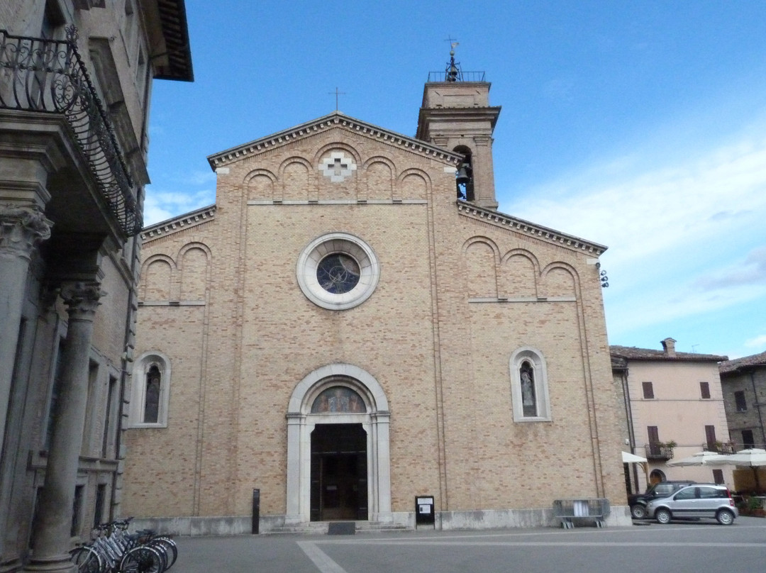 Collegiata Di San Pietro Apostolo景点图片
