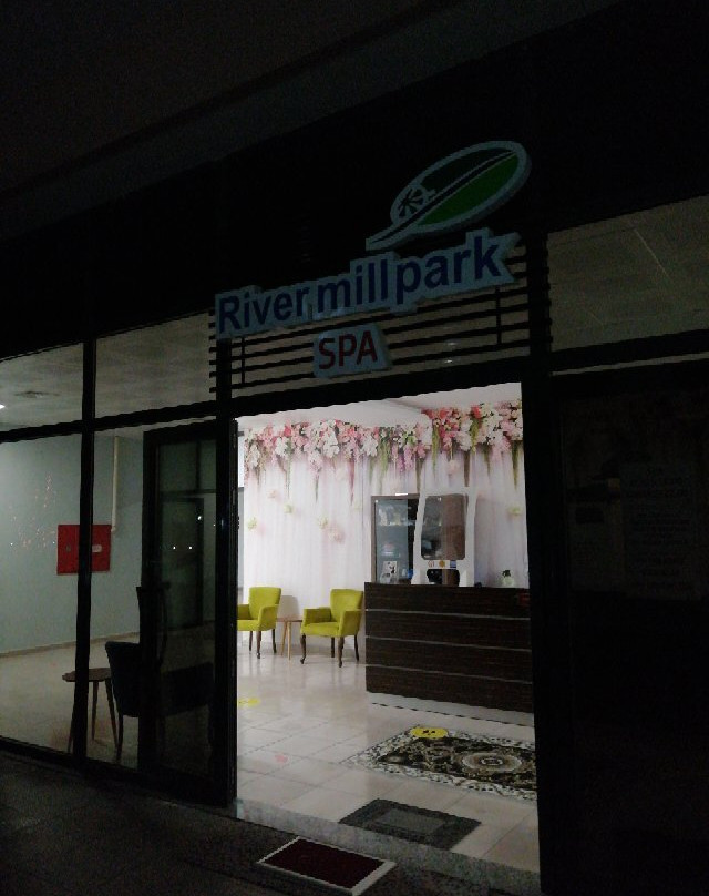 River Mill Park Otel Aqua Spa主图