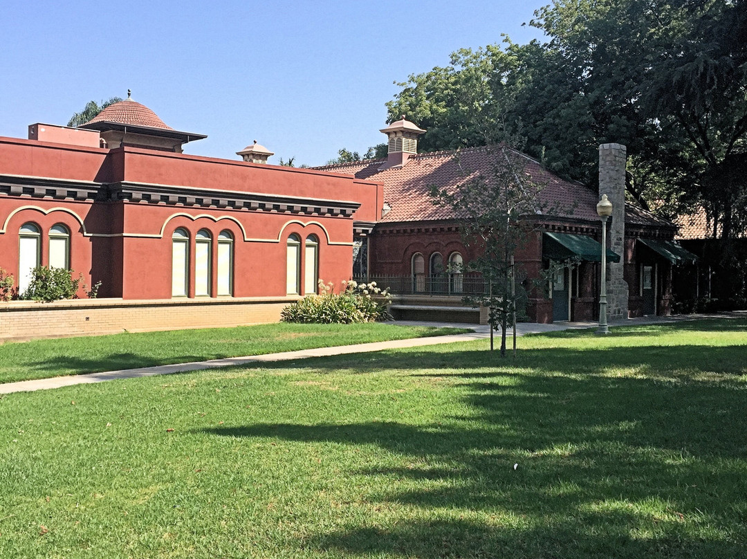 Mckinley Bust-雷德兰兹必去景点