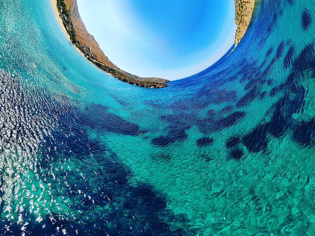 Fellos Beach-Gavrio必去景点