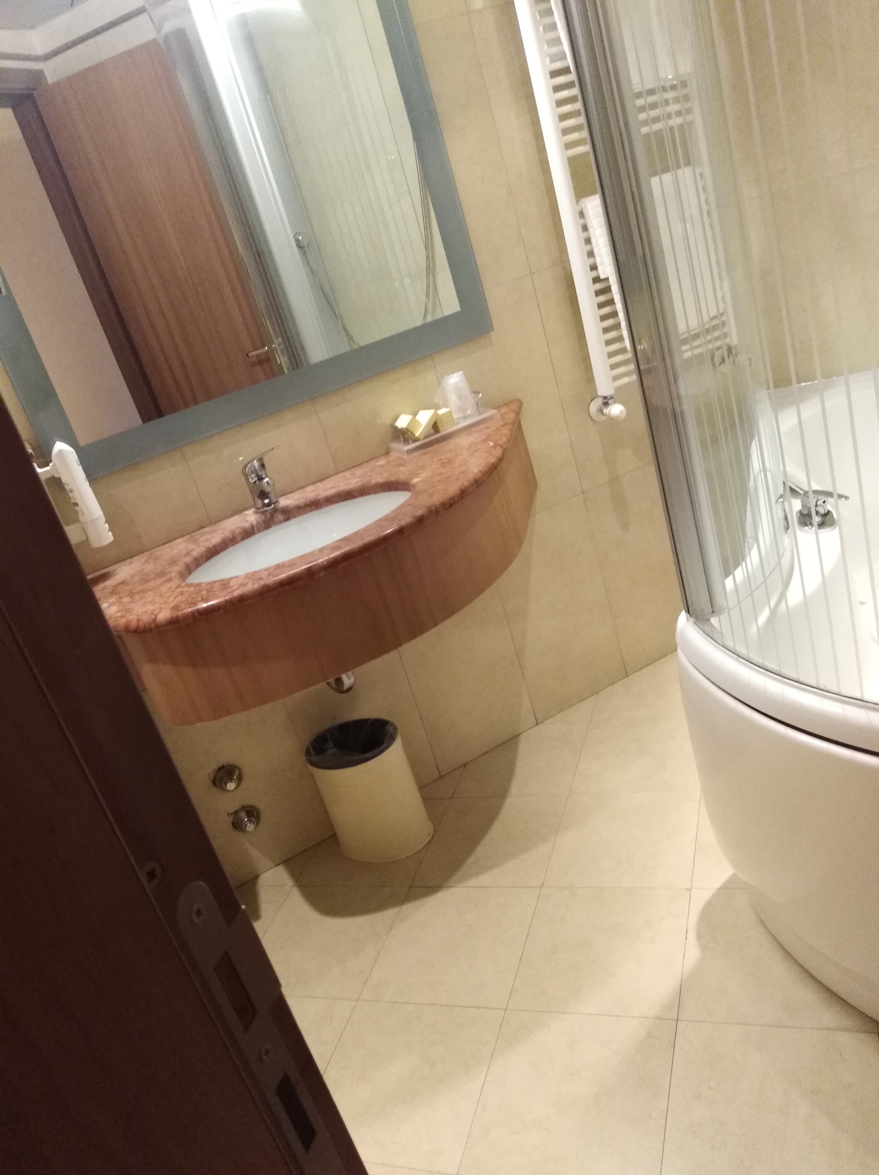 尼科泰尔巴列塔酒店-官方
