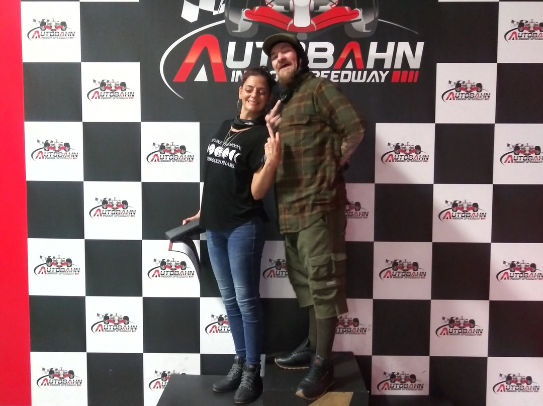Autobahn Indoor Speedway & Events-Lemoyne必去景点
