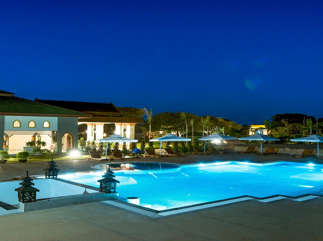 Lustre Bagan Resort主图