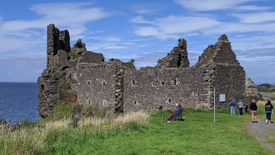 Dunure Castle景点图片