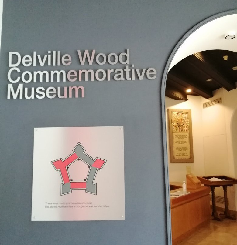 Delville Wood War Memorial景点图片