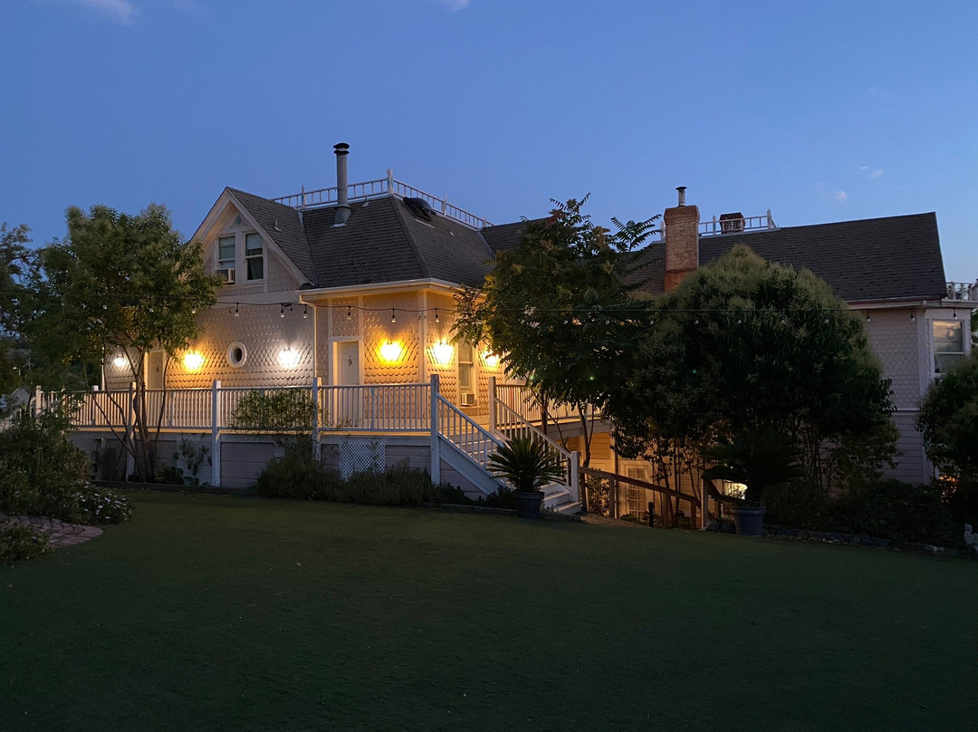 Power's Mansion Inn主图