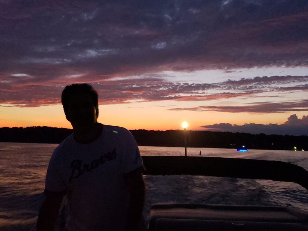 Lake Hartwell Boat Tours-Lavonia必去景点