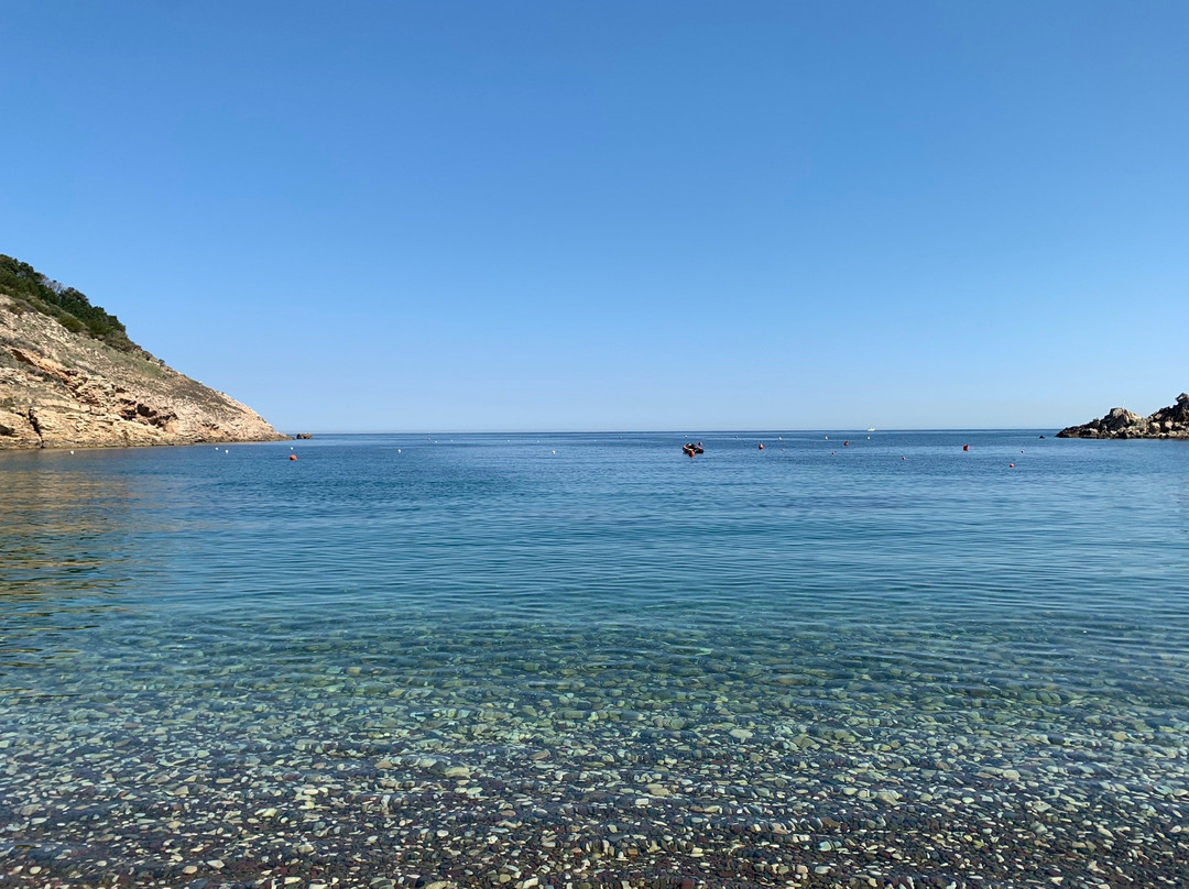 Spiaggia di Nisportino景点图片