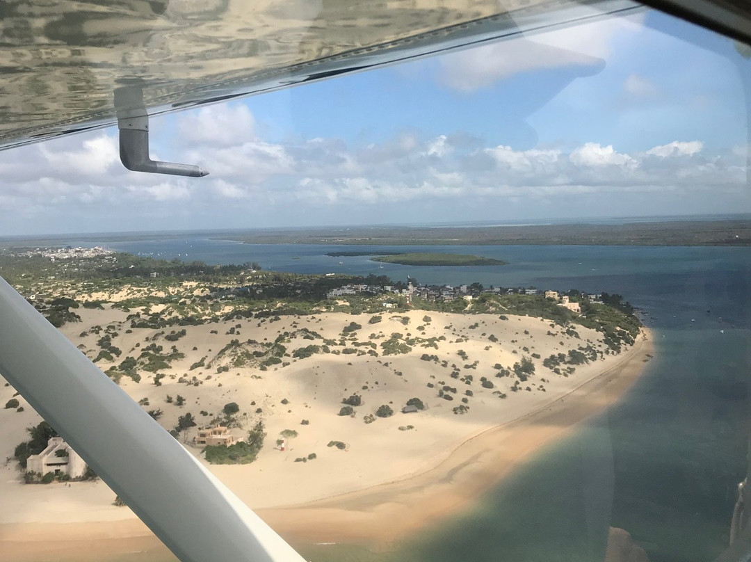 Wild Coast Air Safaris景点图片